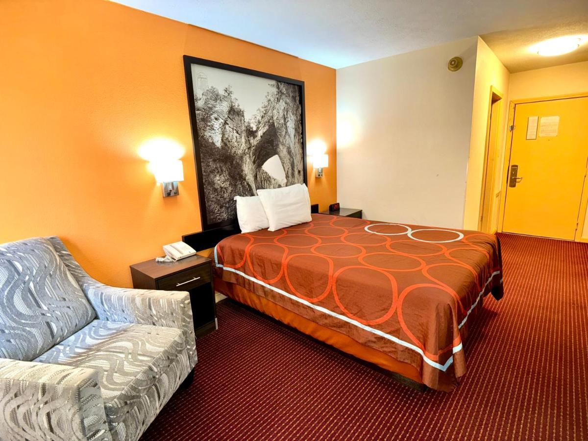 Super 8 By Wyndham Hillsville Zewnętrze zdjęcie